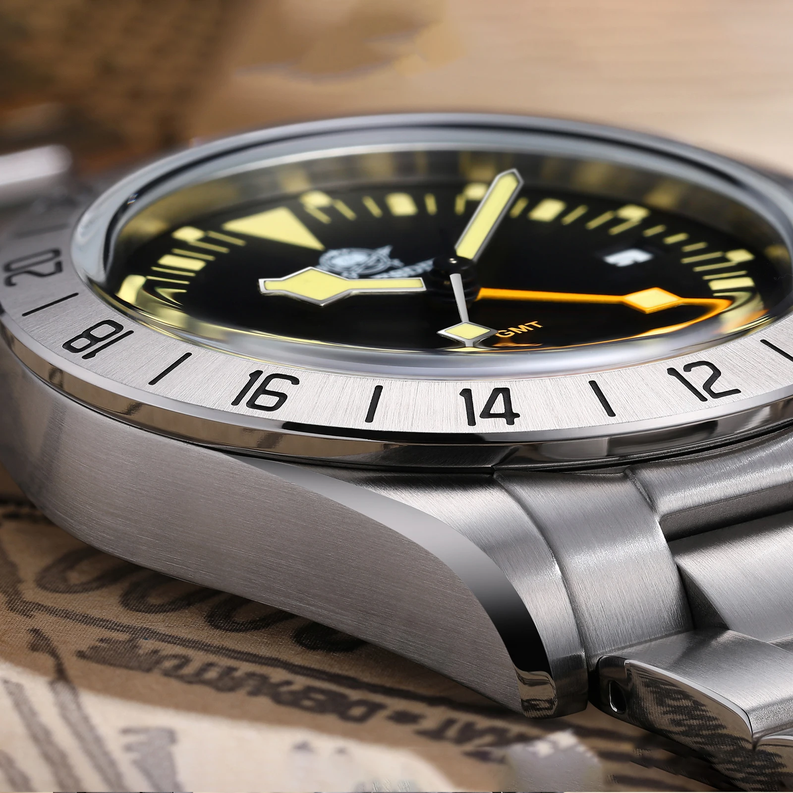 ADDIESDIVE Stainless Steel GMT - Gmt Dual Timezone Watch review and price