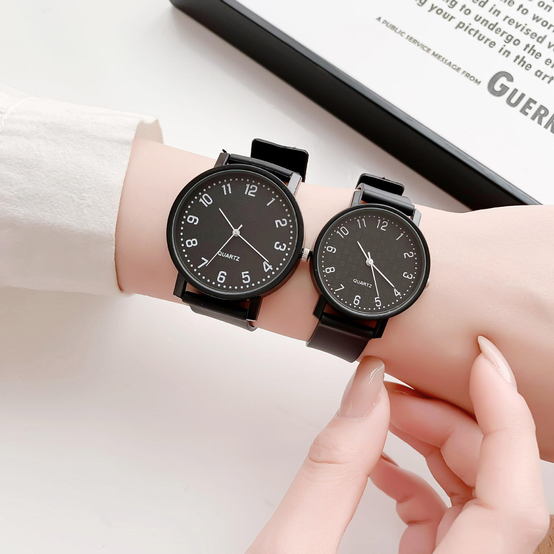 Simple Black Watch Quartz Watc - Luxury Watch For Sale review and price